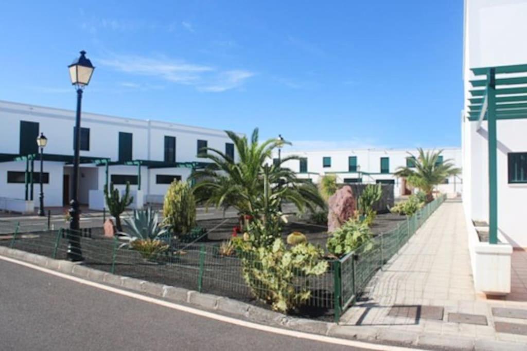 White Beach Villa Playa Blanca  Esterno foto